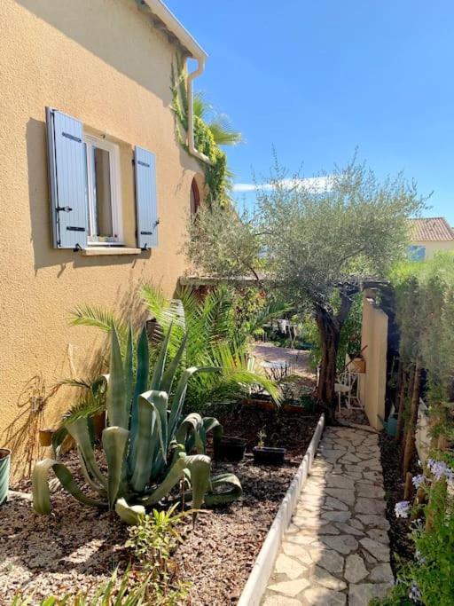 Charmante Villa Avec Une Ame. Pignan Exterior foto